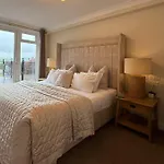 Hotel Beech Hill & 4*